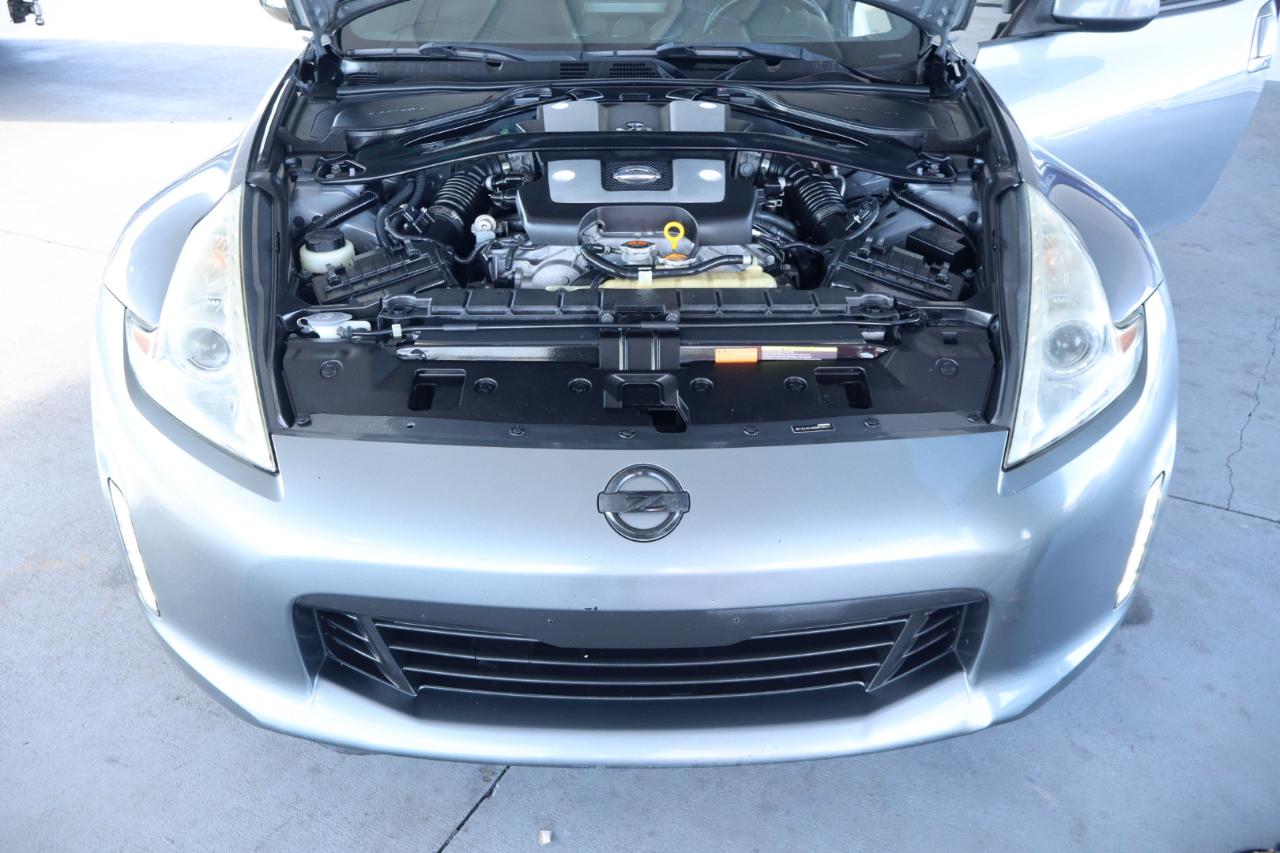 Nissan 370Z 2dr Cpe Auto Sport Tech 2016