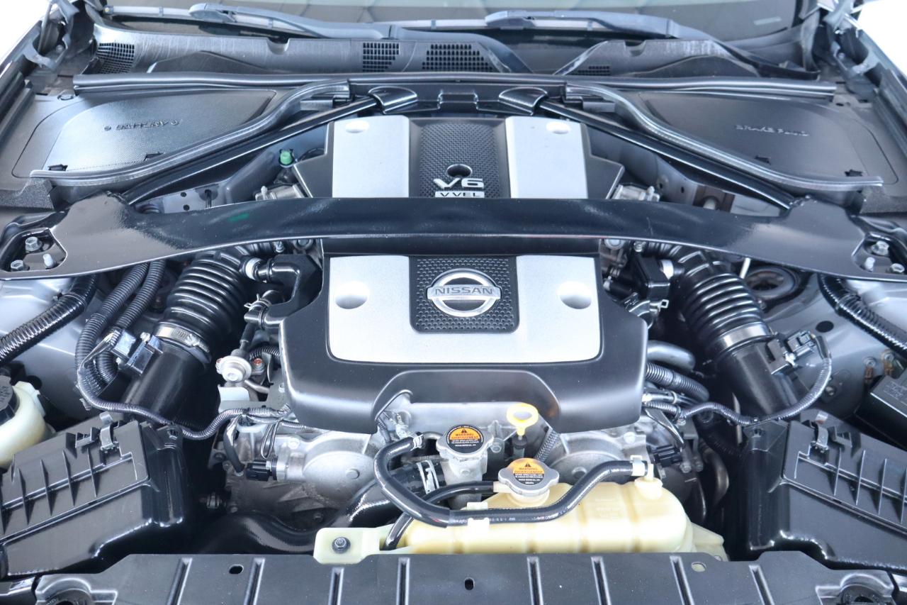 Nissan 370Z 2dr Cpe Auto Sport Tech 2016