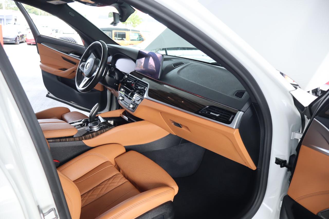 BMW 5 Series 540i Sedan 2021