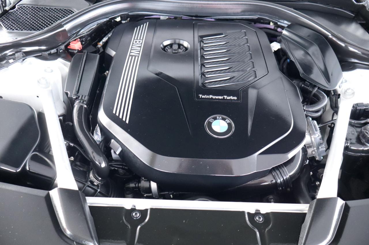 BMW 5 Series 540i Sedan 2021