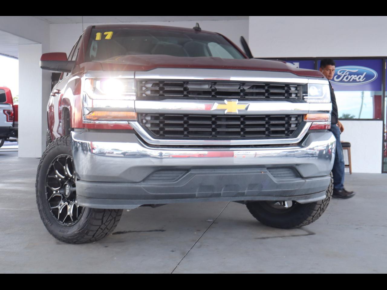 Chevrolet Silverado 1500 2WD Crew Cab 143.5" LT w/1LT 2017