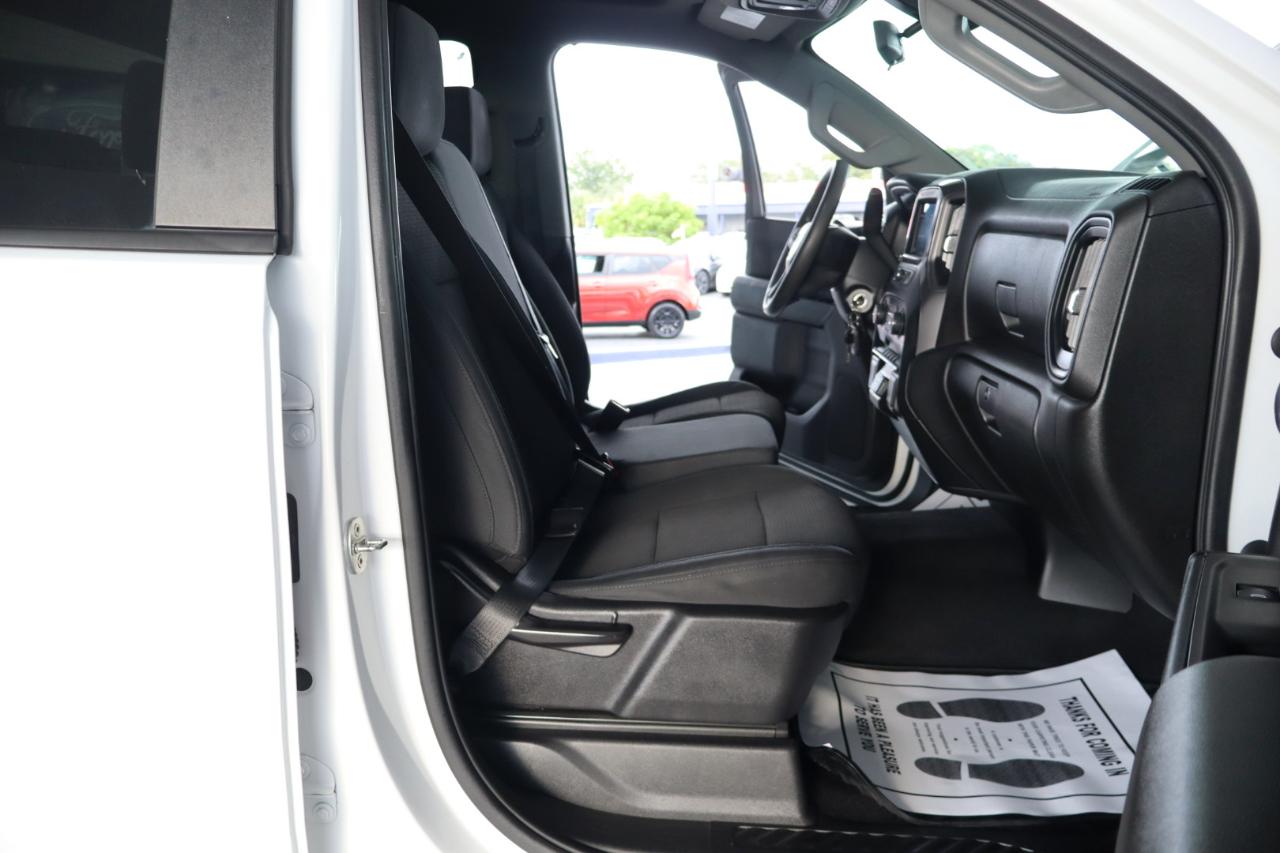 Chevrolet Silverado 1500 2WD Double Cab 147" Custom 2020