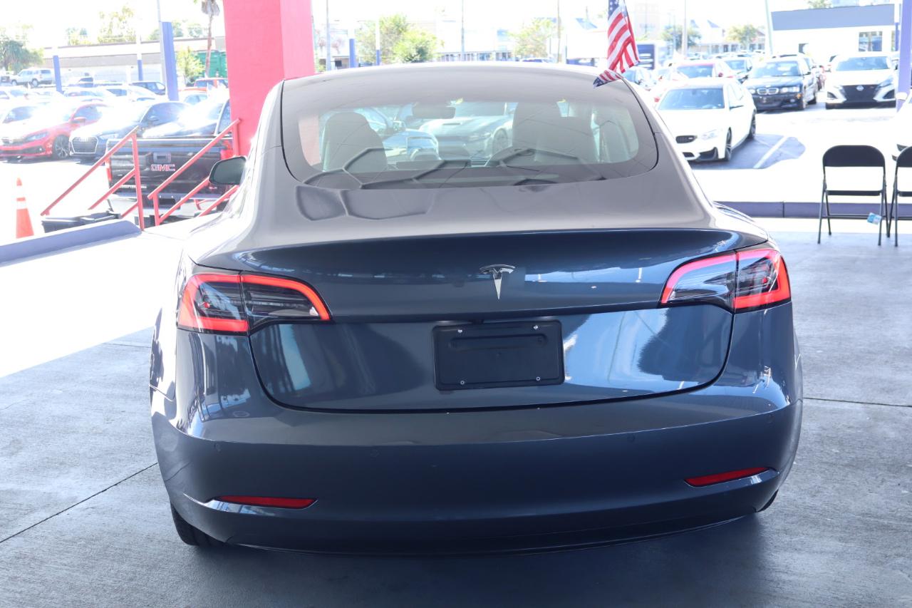 Tesla Model 3 Long Range 4D Sedan RWD 2021