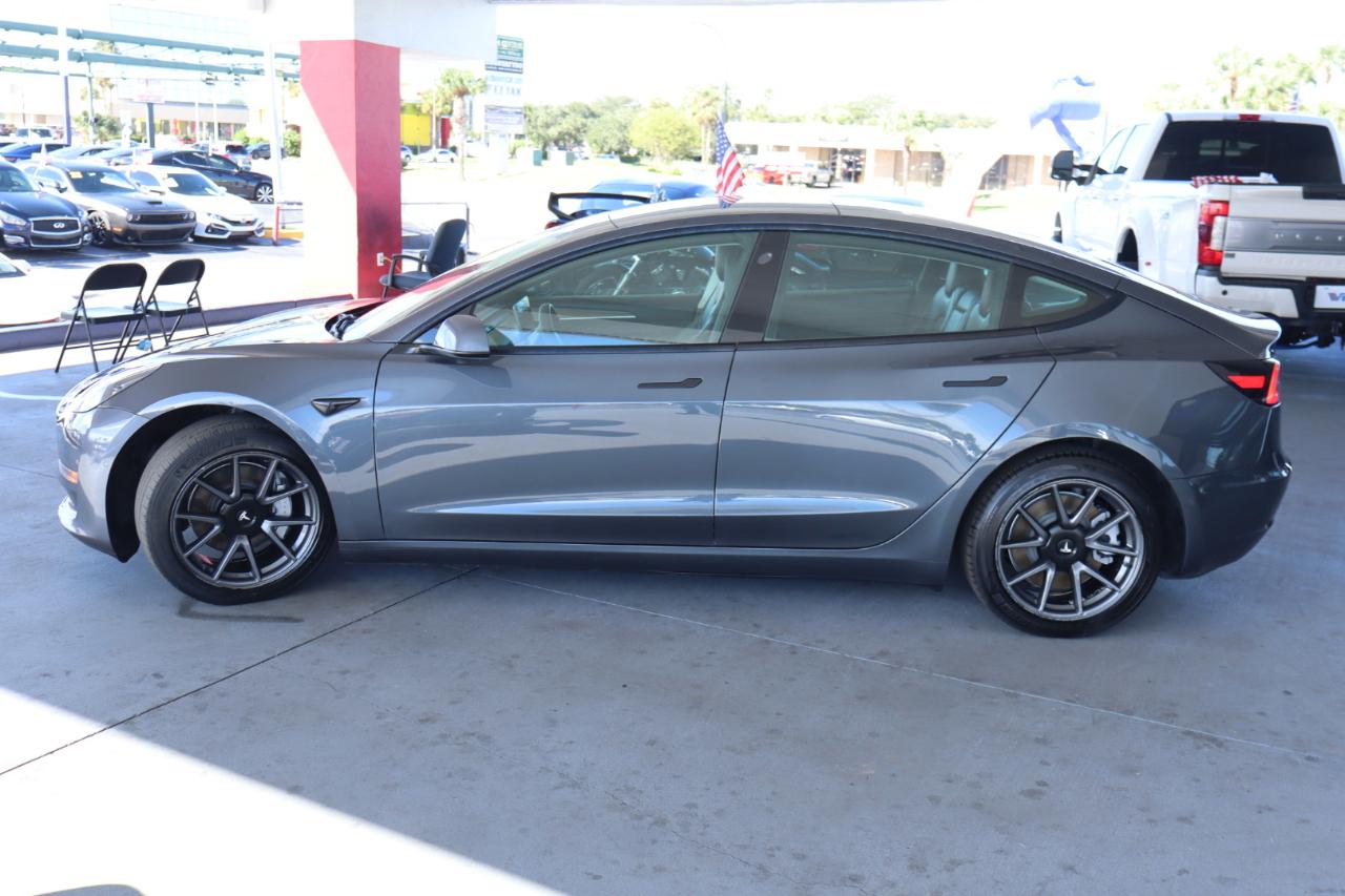 Tesla Model 3 Long Range 4D Sedan RWD 2021