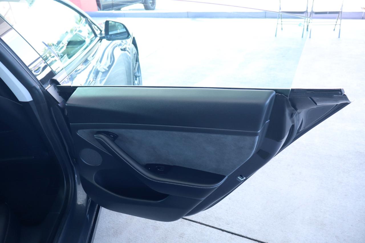 Tesla Model 3 Long Range 4D Sedan RWD 2021