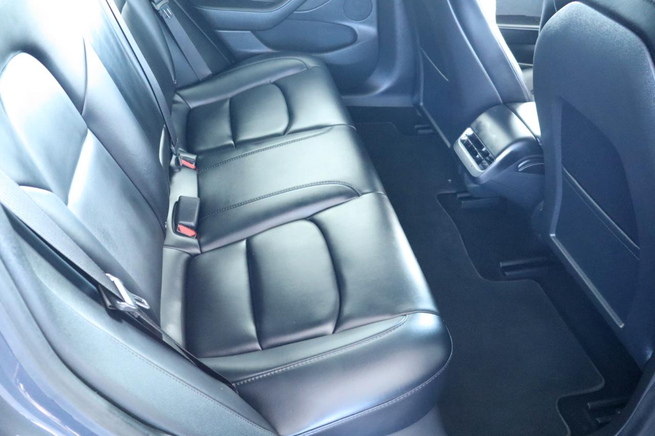 Tesla Model 3 Long Range 4D Sedan RWD 2021