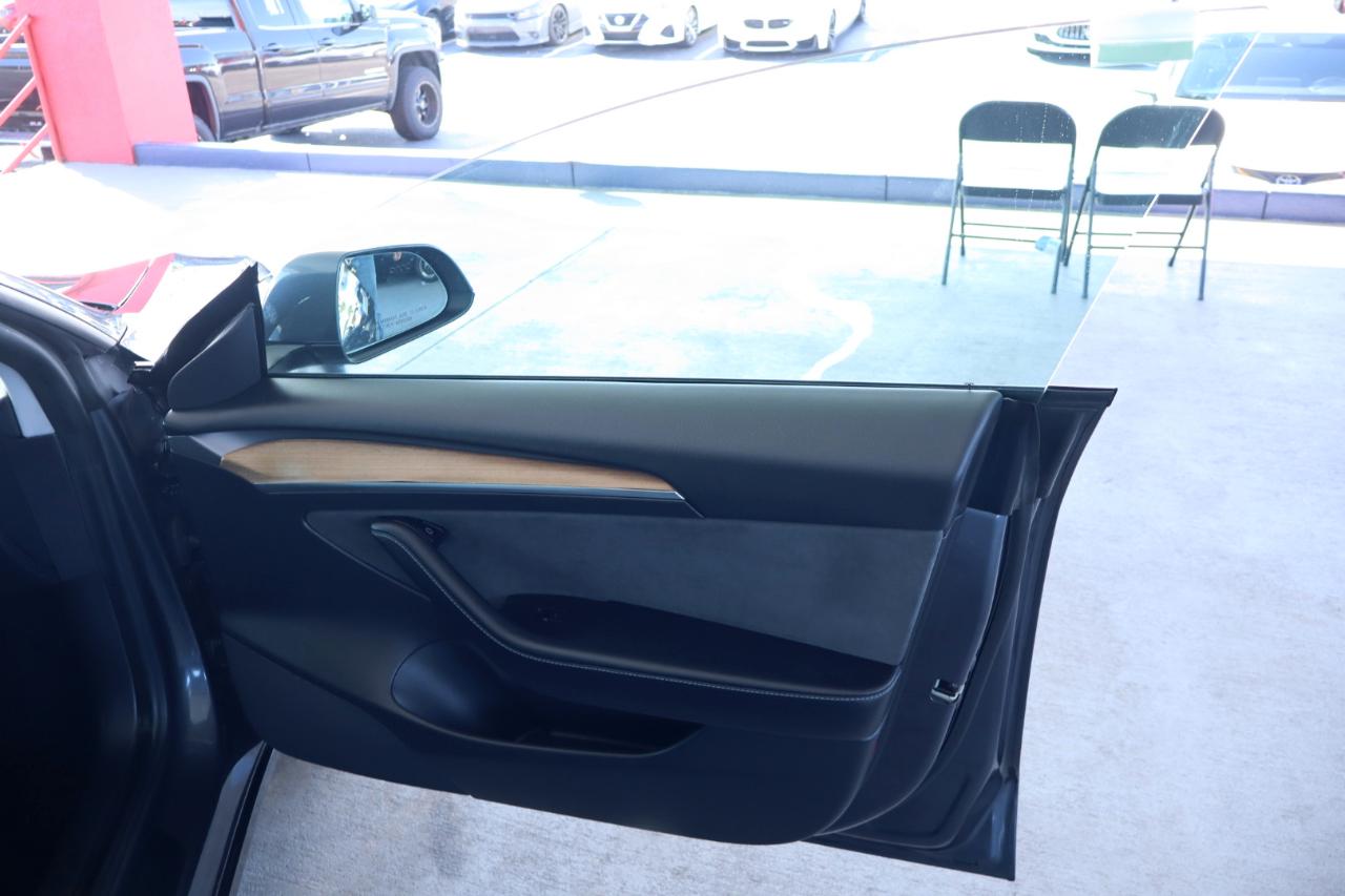 Tesla Model 3 Long Range 4D Sedan RWD 2021