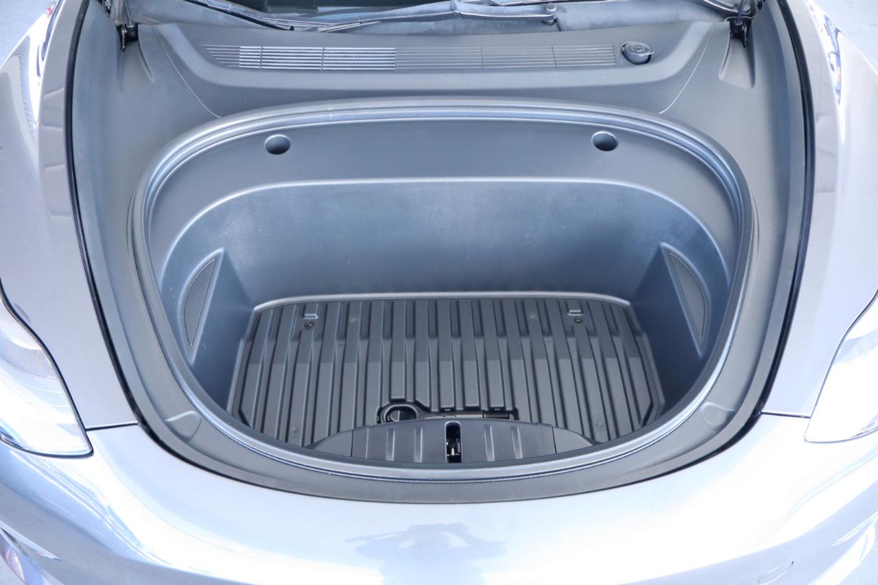 Tesla Model 3 Long Range 4D Sedan RWD 2021