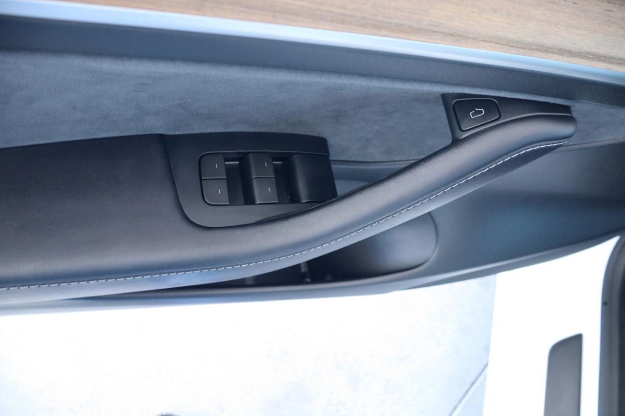 Tesla Model 3 Long Range 4D Sedan RWD 2023