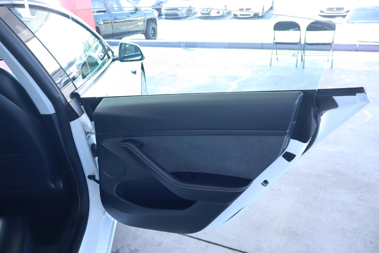 Tesla Model 3 Long Range 4D Sedan RWD 2023