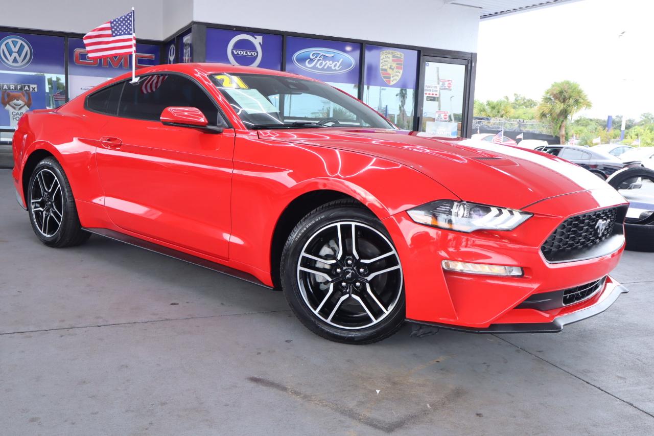 Ford Mustang EcoBoost Fastback 2021