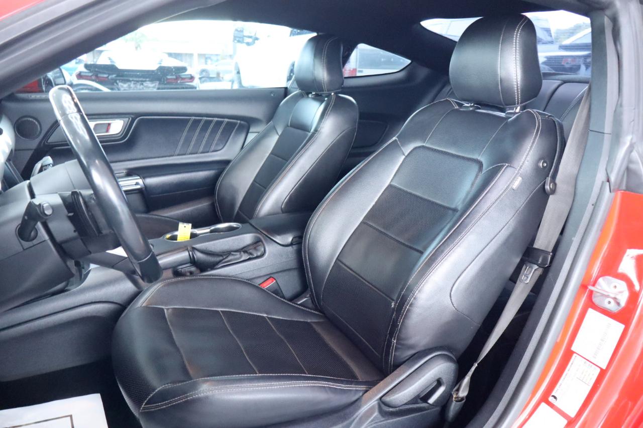 Ford Mustang EcoBoost Fastback 2021