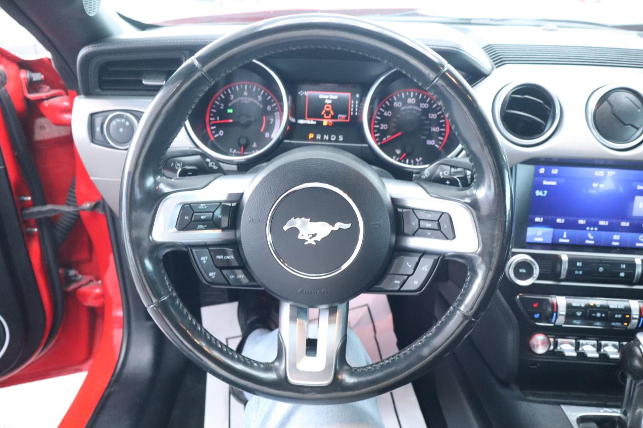 Ford Mustang EcoBoost Fastback 2021