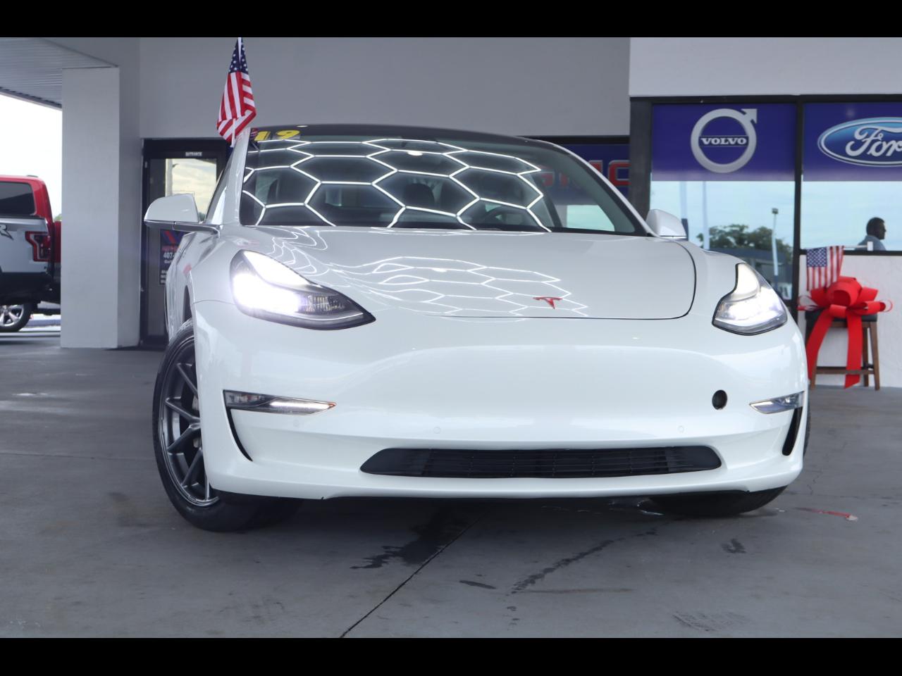Tesla Model 3 Mid Range RWD *Ltd Avail* 2019