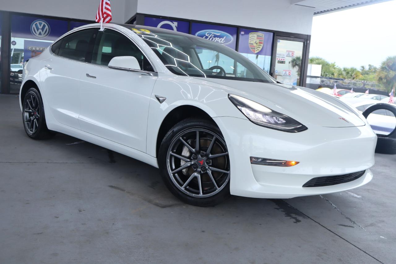 Tesla Model 3 Mid Range RWD *Ltd Avail* 2019