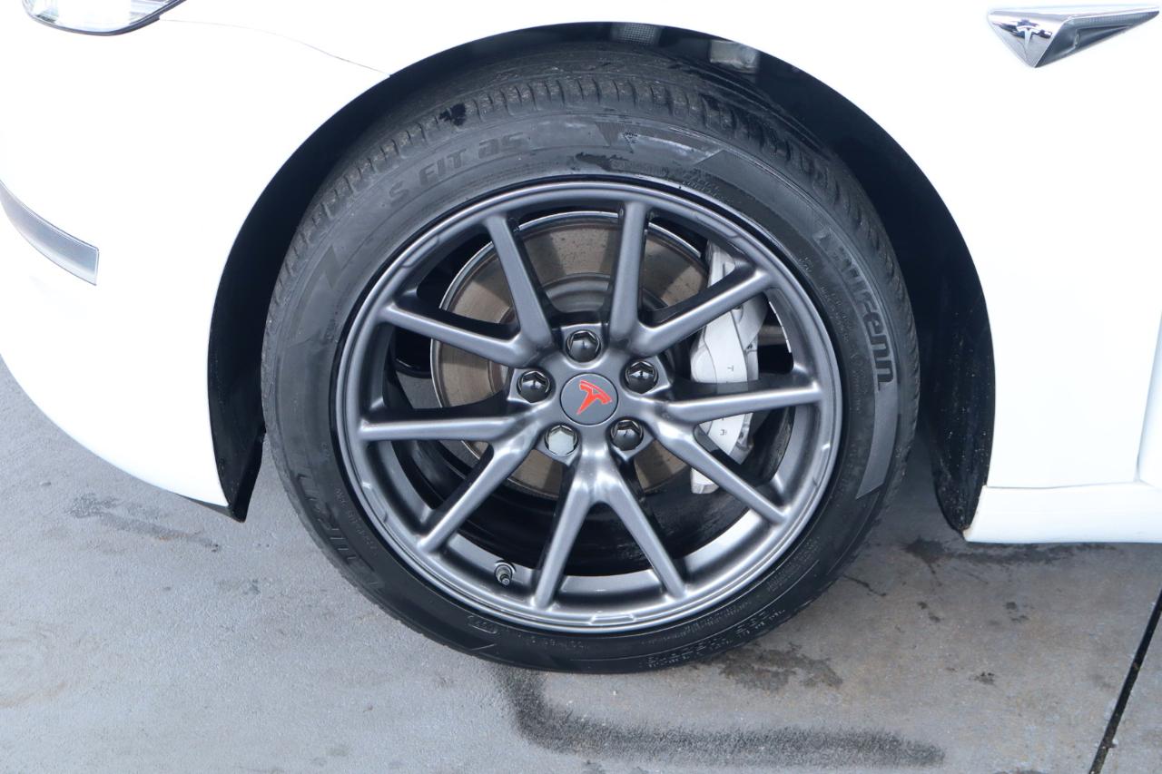 Tesla Model 3 Mid Range RWD *Ltd Avail* 2019