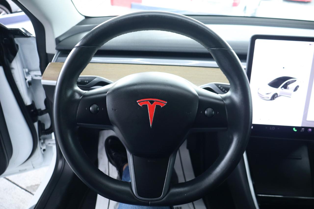 Tesla Model 3 Mid Range RWD *Ltd Avail* 2019