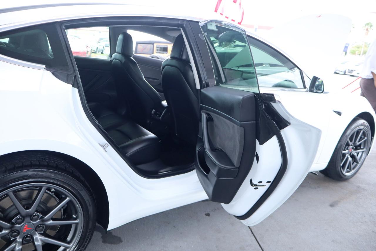 Tesla Model 3 Mid Range RWD *Ltd Avail* 2019