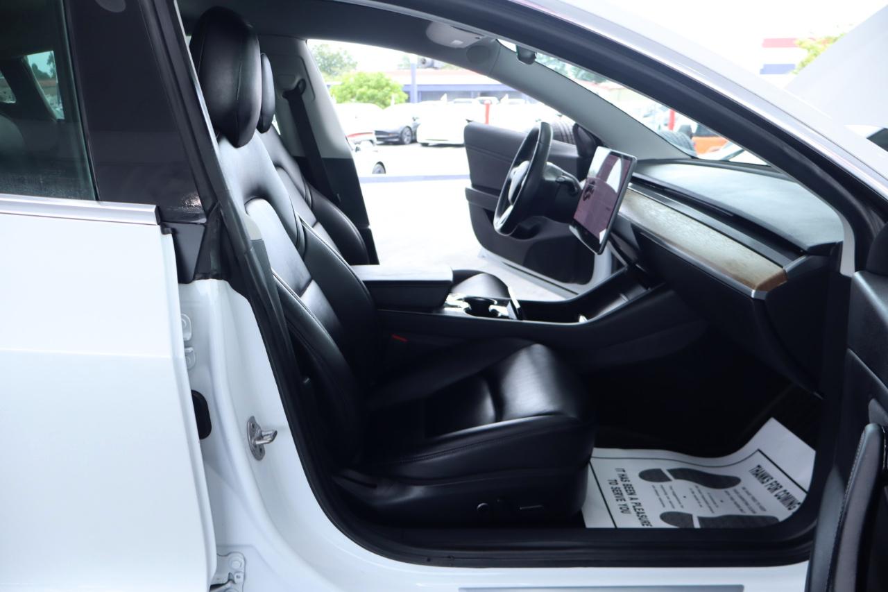 Tesla Model 3 Mid Range RWD *Ltd Avail* 2019