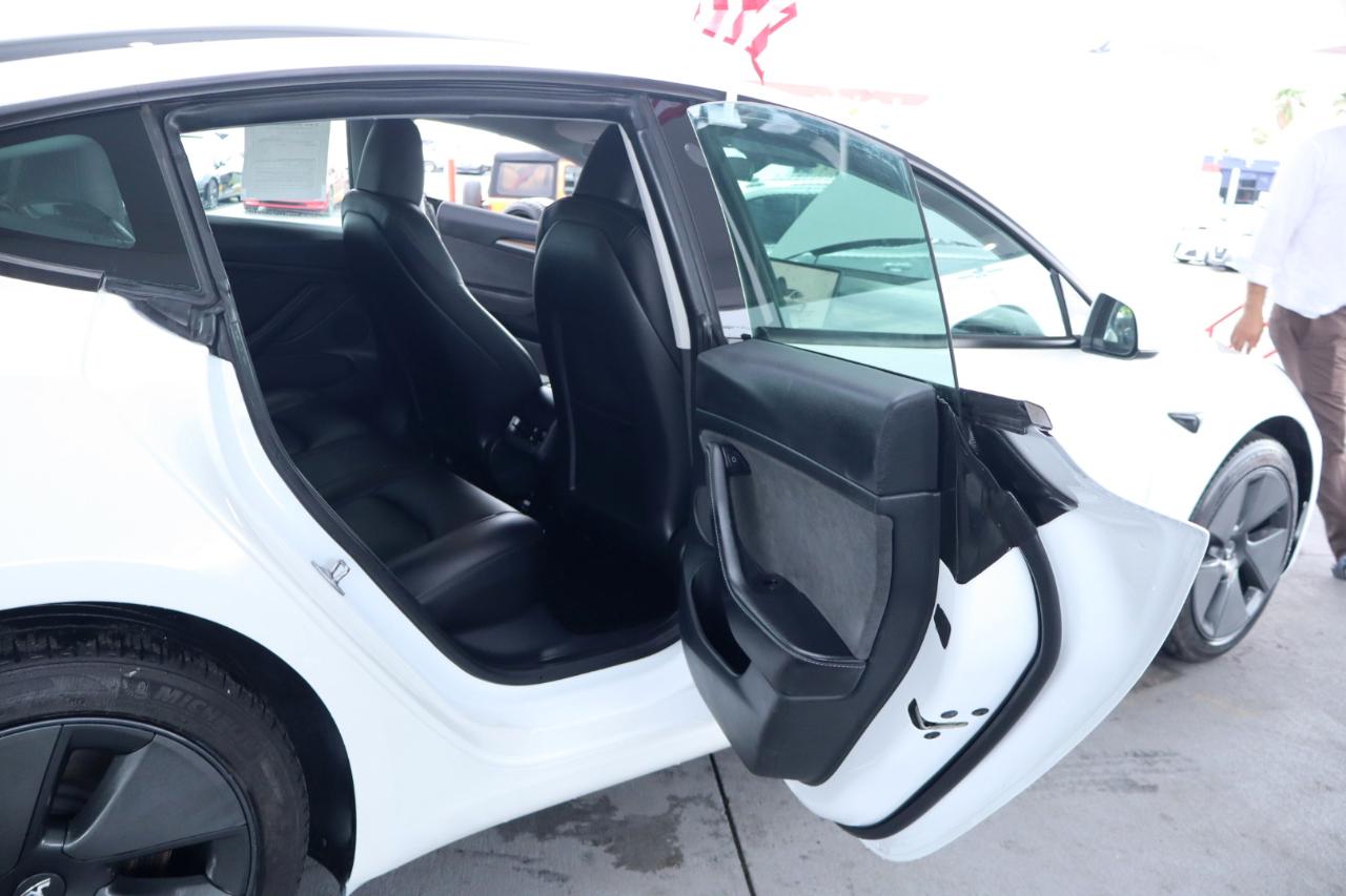 Tesla Model 3 RWD 2023