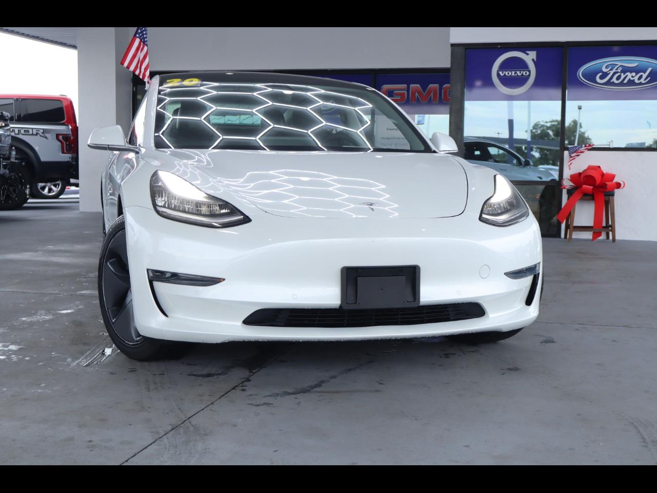 Tesla Model 3 Standard Range RWD 2020