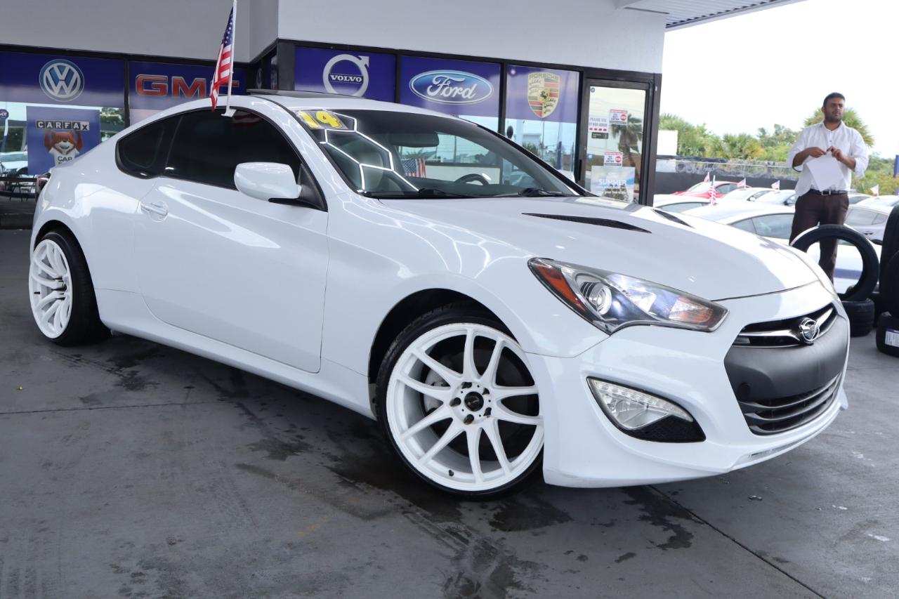Hyundai Genesis Coupe 2dr I4 2.0T Auto Premium 2014