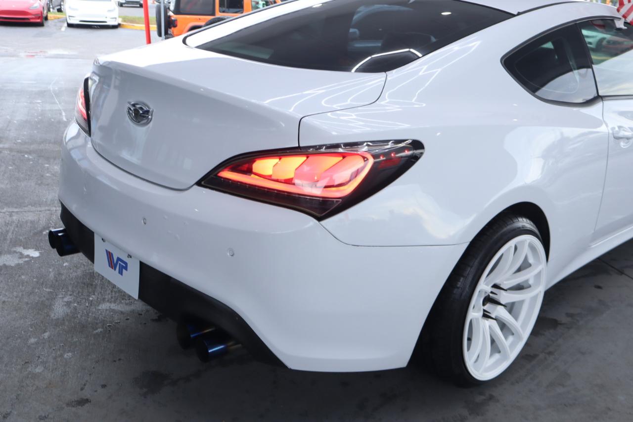 Hyundai Genesis Coupe 2dr I4 2.0T Auto Premium 2014