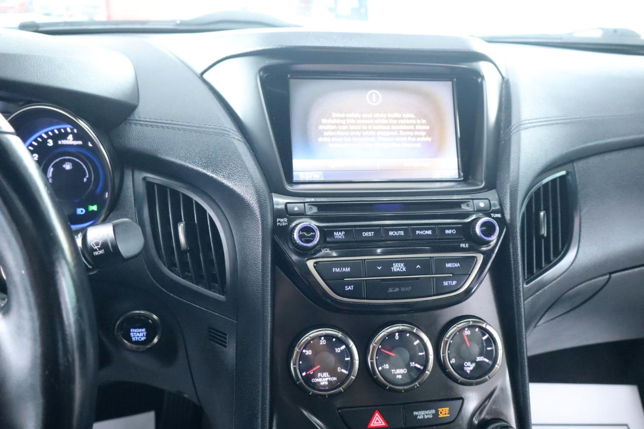 Hyundai Genesis Coupe 2dr I4 2.0T Auto Premium 2014