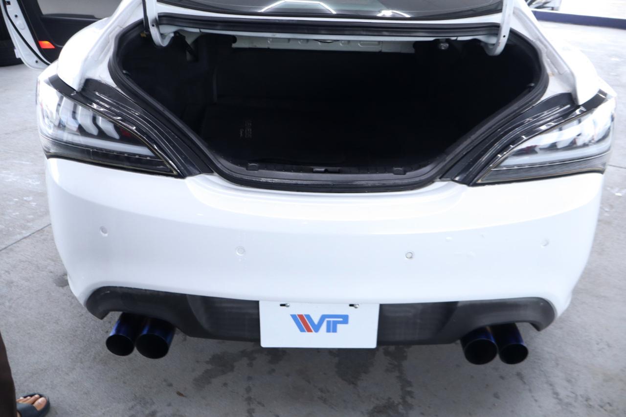 Hyundai Genesis Coupe 2dr I4 2.0T Auto Premium 2014