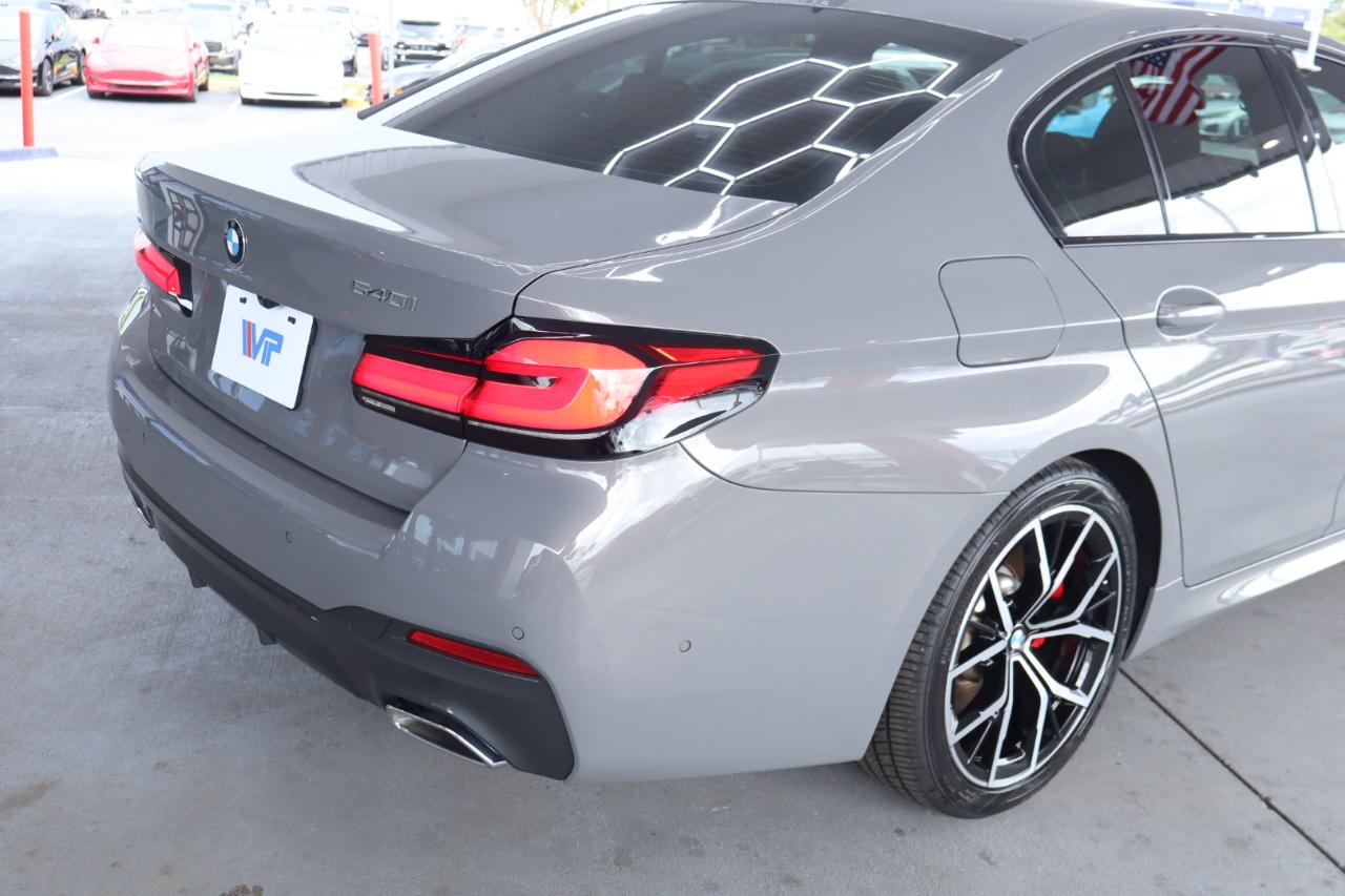 BMW 5 Series 540i Sedan 2021