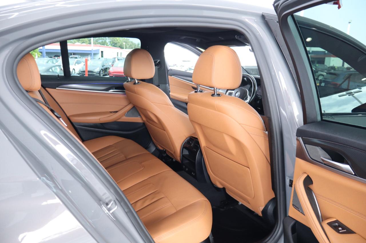 BMW 5 Series 540i Sedan 2021