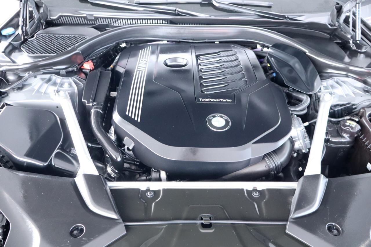BMW 5 Series 540i Sedan 2021