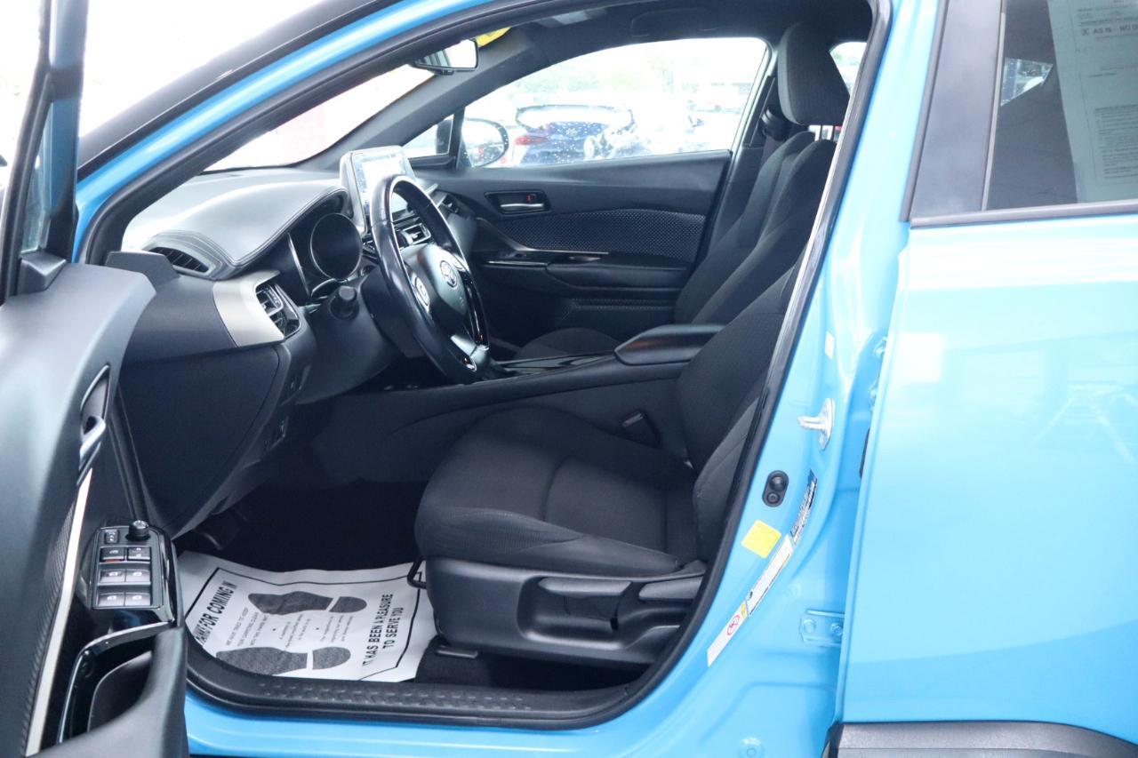 Toyota C-HR XLE 2019