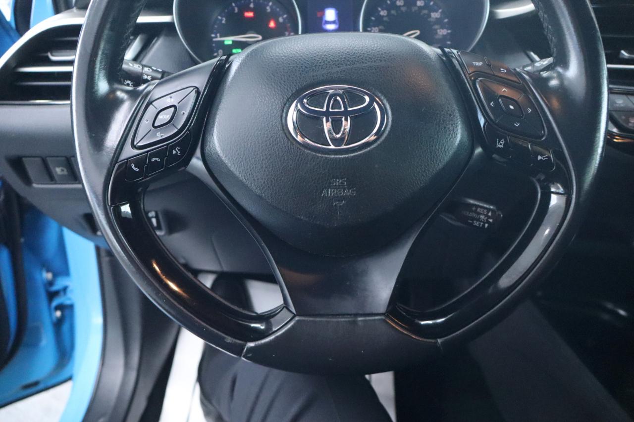 Toyota C-HR XLE 2019