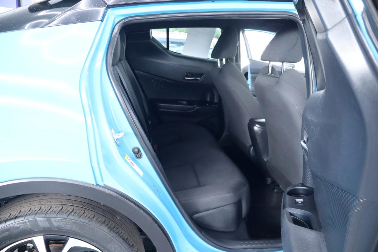 Toyota C-HR XLE 2019