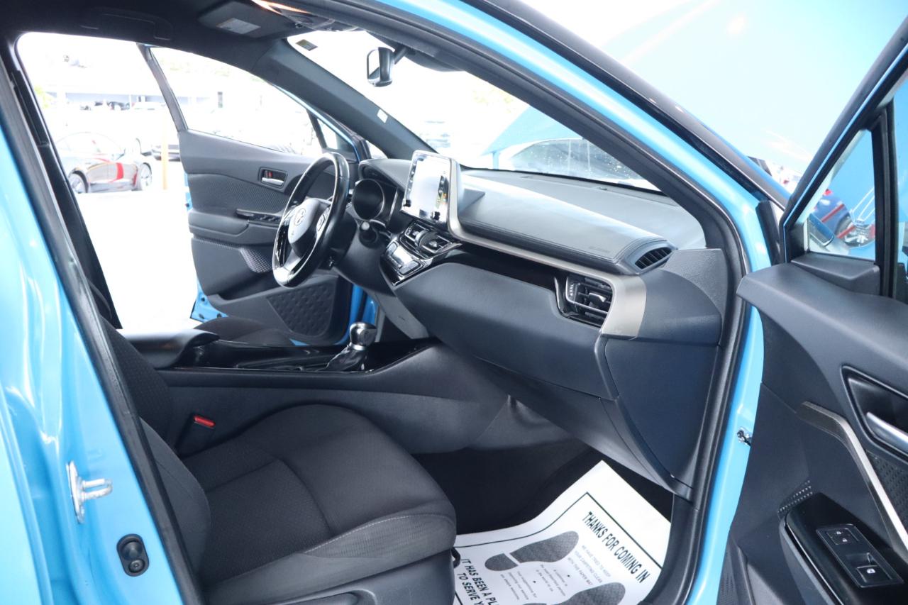 Toyota C-HR XLE 2019
