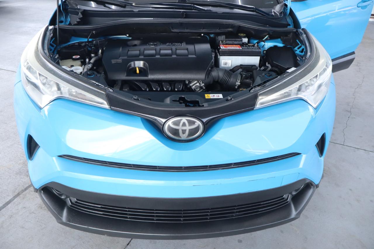Toyota C-HR XLE 2019