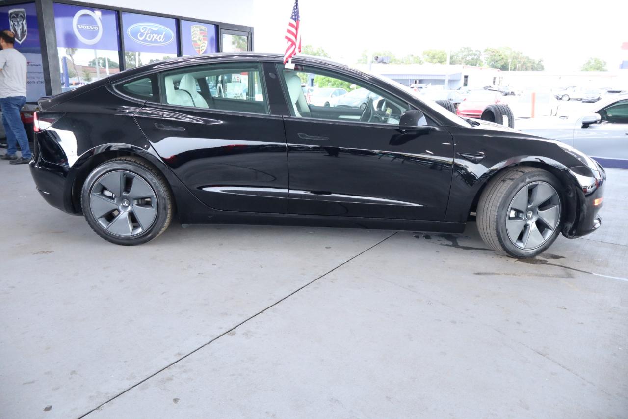 Tesla Model 3 RWD 2023