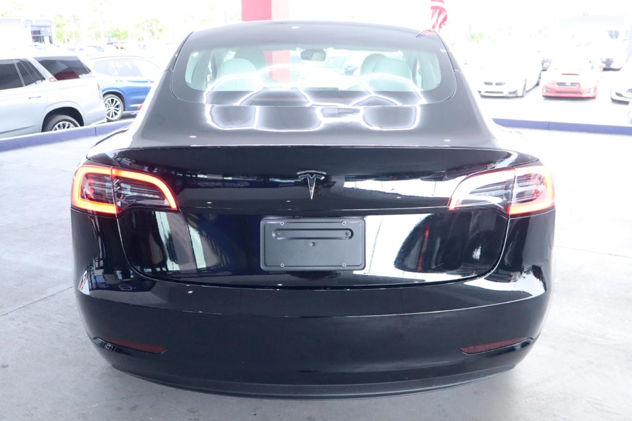 Tesla Model 3 RWD 2023