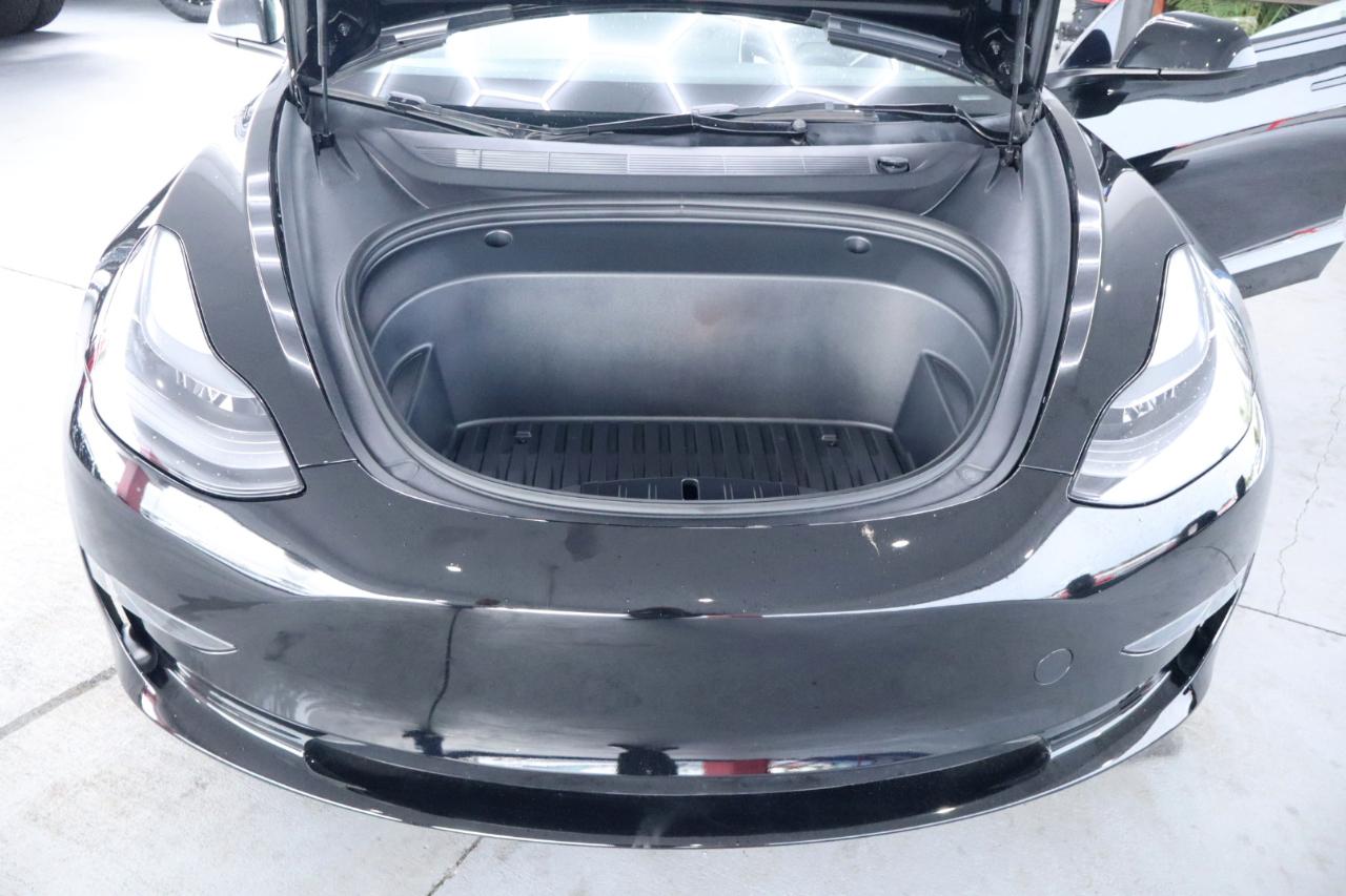 Tesla Model 3 RWD 2023