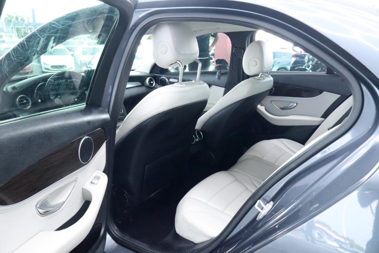 Mercedes-Benz C-Class 4dr Sdn C 300 4MATIC 2016