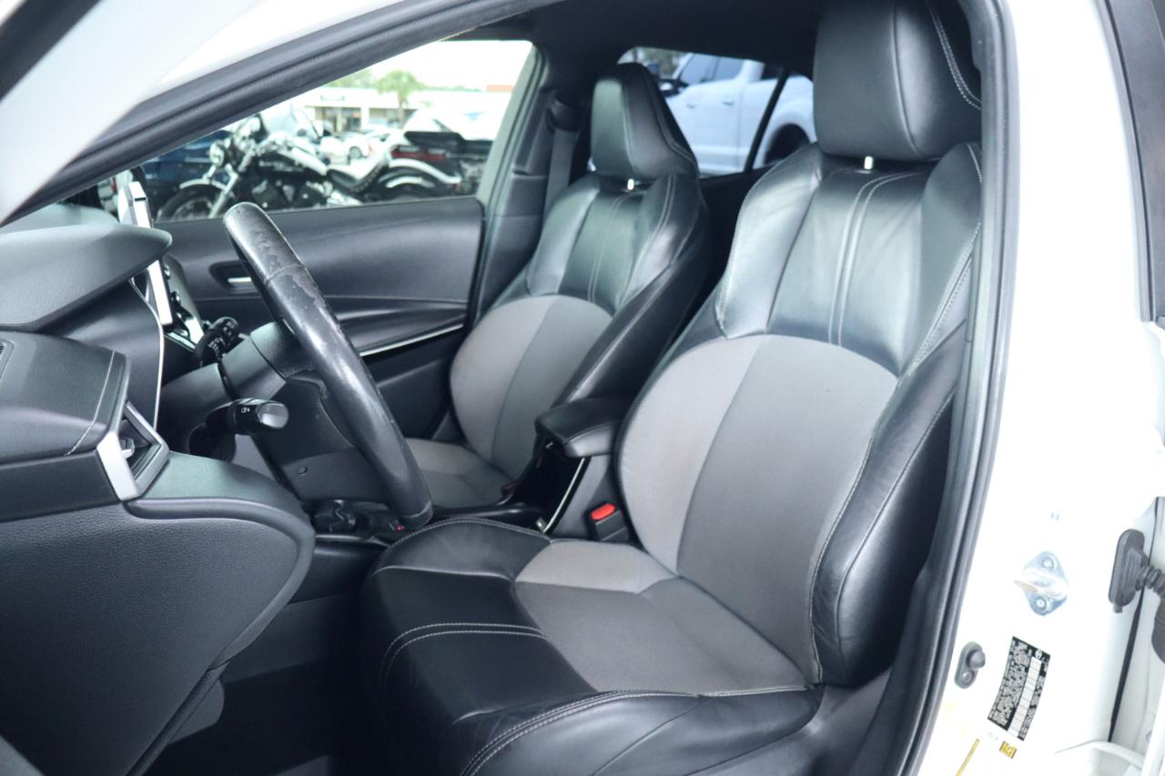 Toyota Corolla Hatchback XSE Manual (Natl) 2020