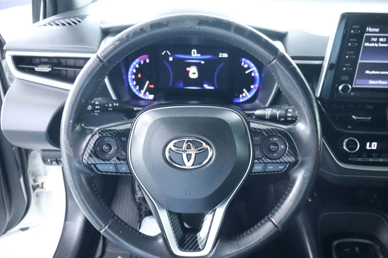 Toyota Corolla Hatchback XSE Manual (Natl) 2020