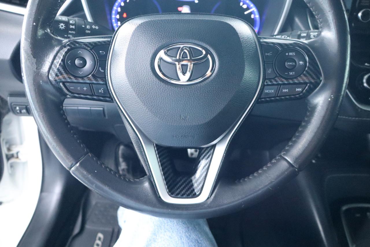 Toyota Corolla Hatchback XSE Manual (Natl) 2020