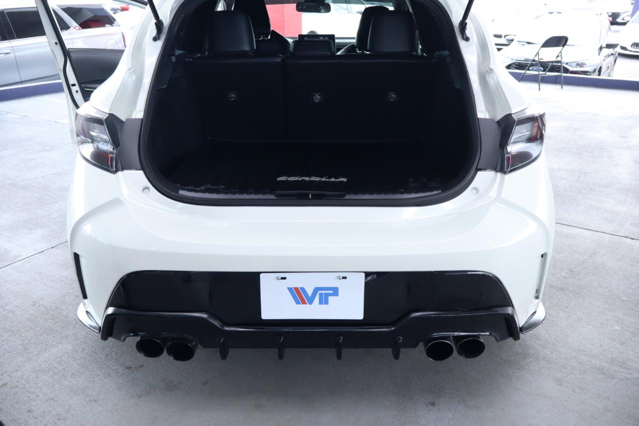 Toyota Corolla Hatchback XSE Manual (Natl) 2020