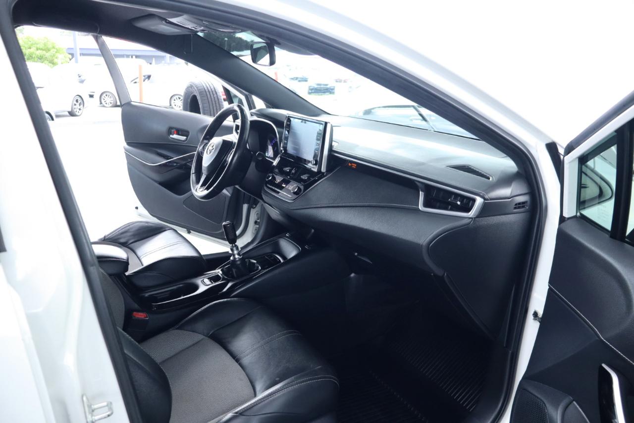 Toyota Corolla Hatchback XSE Manual (Natl) 2020