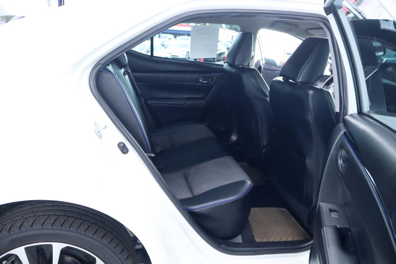 Toyota Corolla SE 4D Sedan 2018