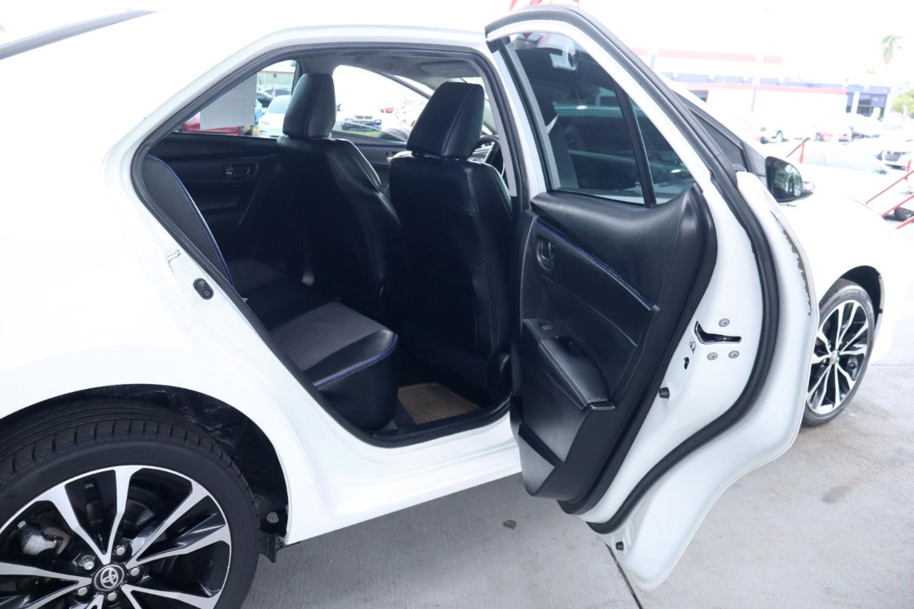 Toyota Corolla SE 4D Sedan 2018