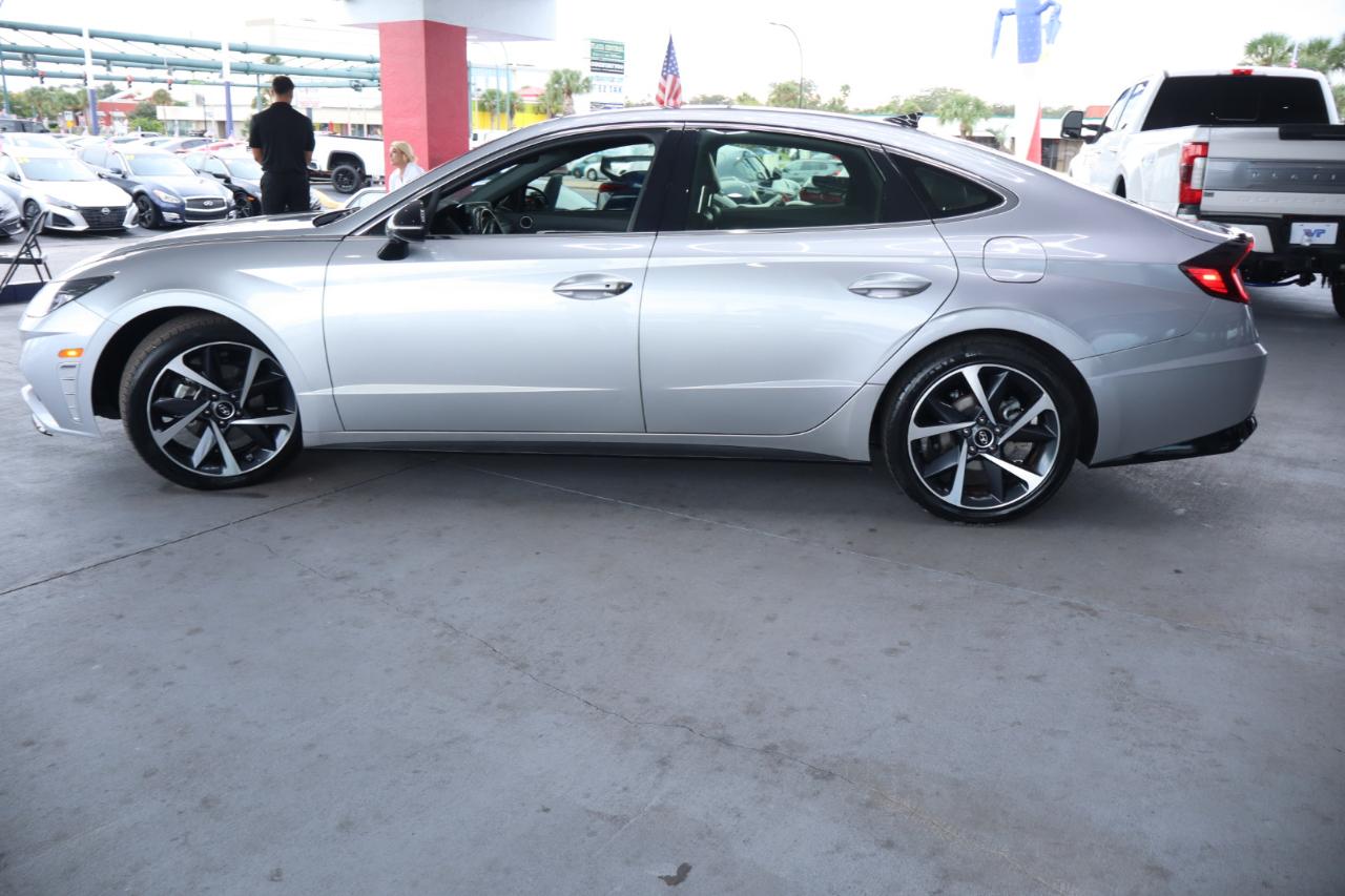 Hyundai Sonata SEL Plus 1.6T 2021