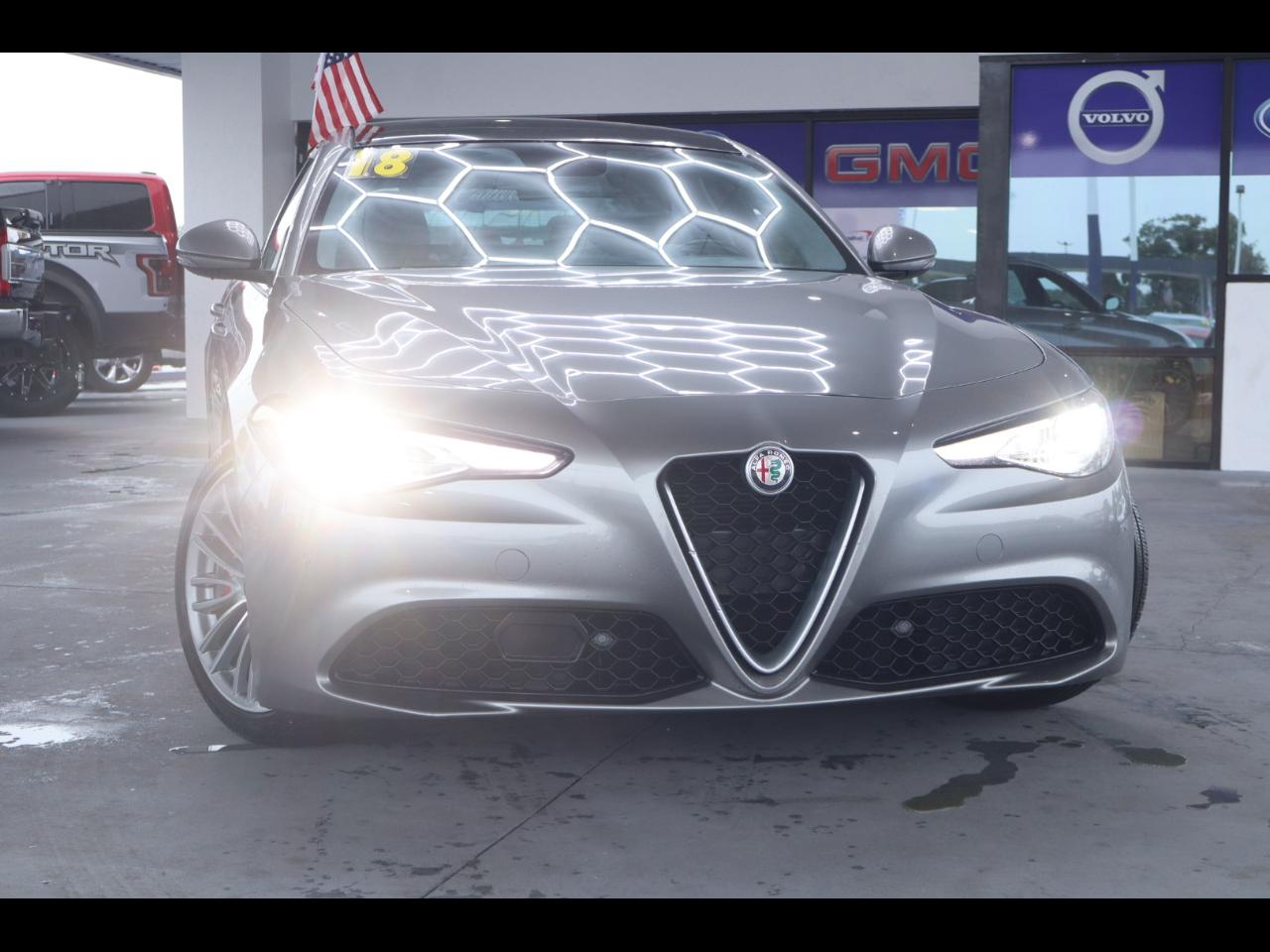 Alfa Romeo Giulia Ti Lusso RWD 2018